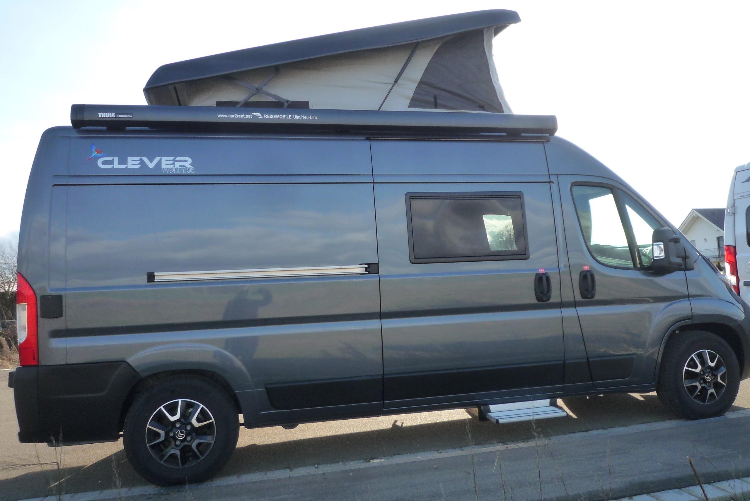 Clever Celebration 600 mit Aufstelldach – 4