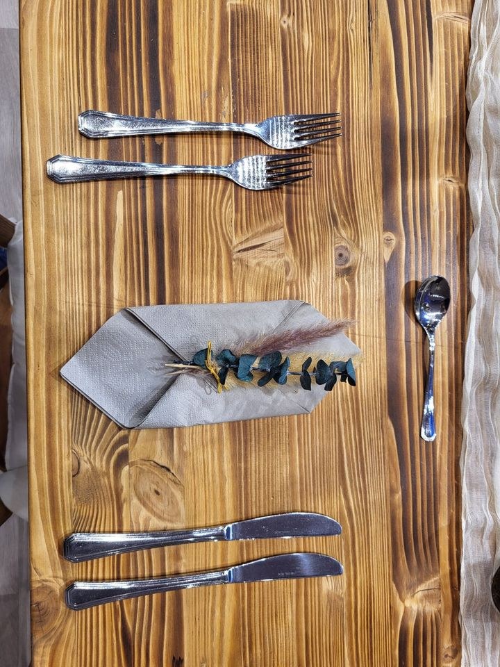 Platzteller Dekoration Teller Besteck Sektglas mieten in Schutterwald – 3
