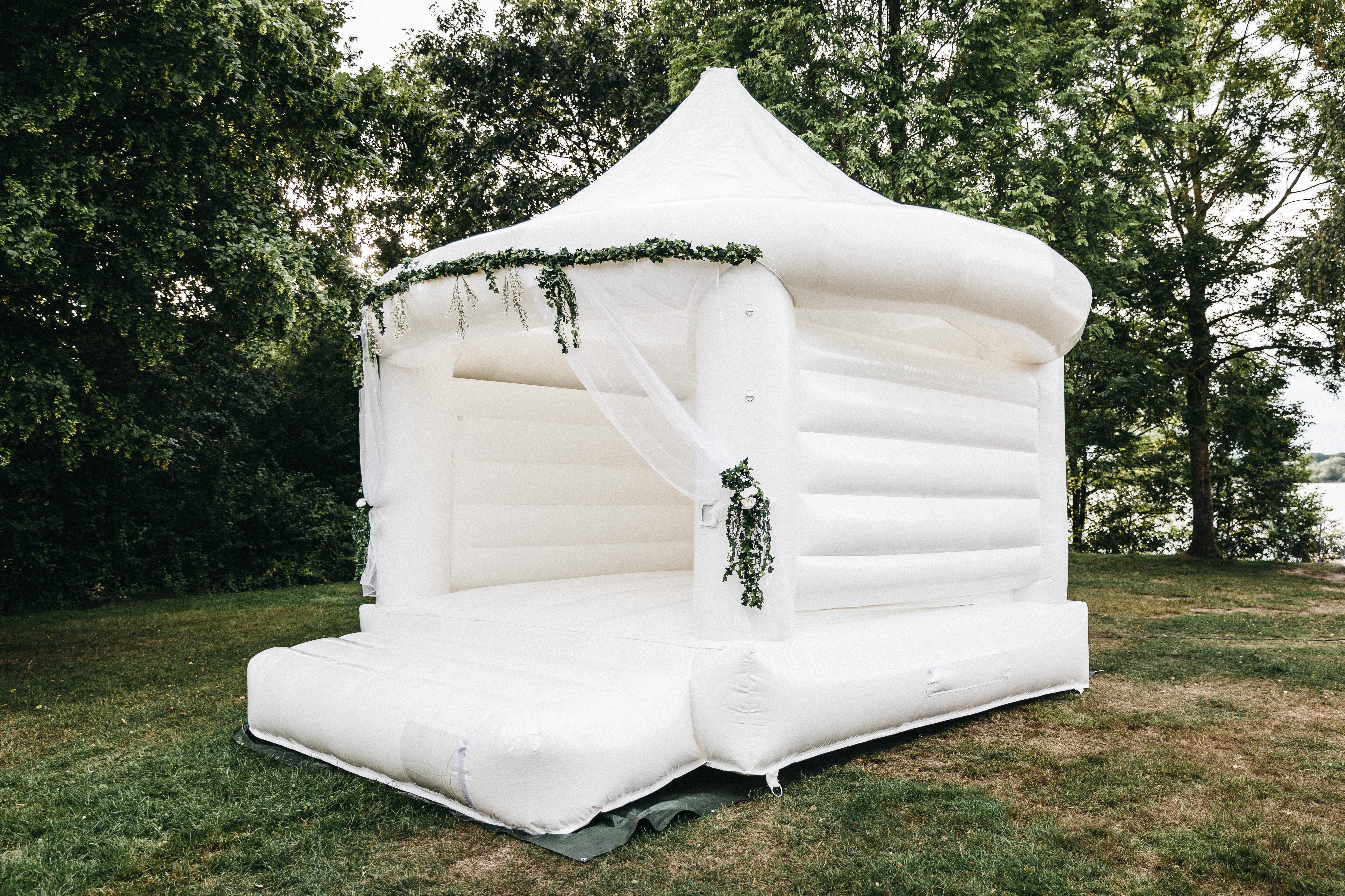 Hochzeitshüpfburg 4x5m
