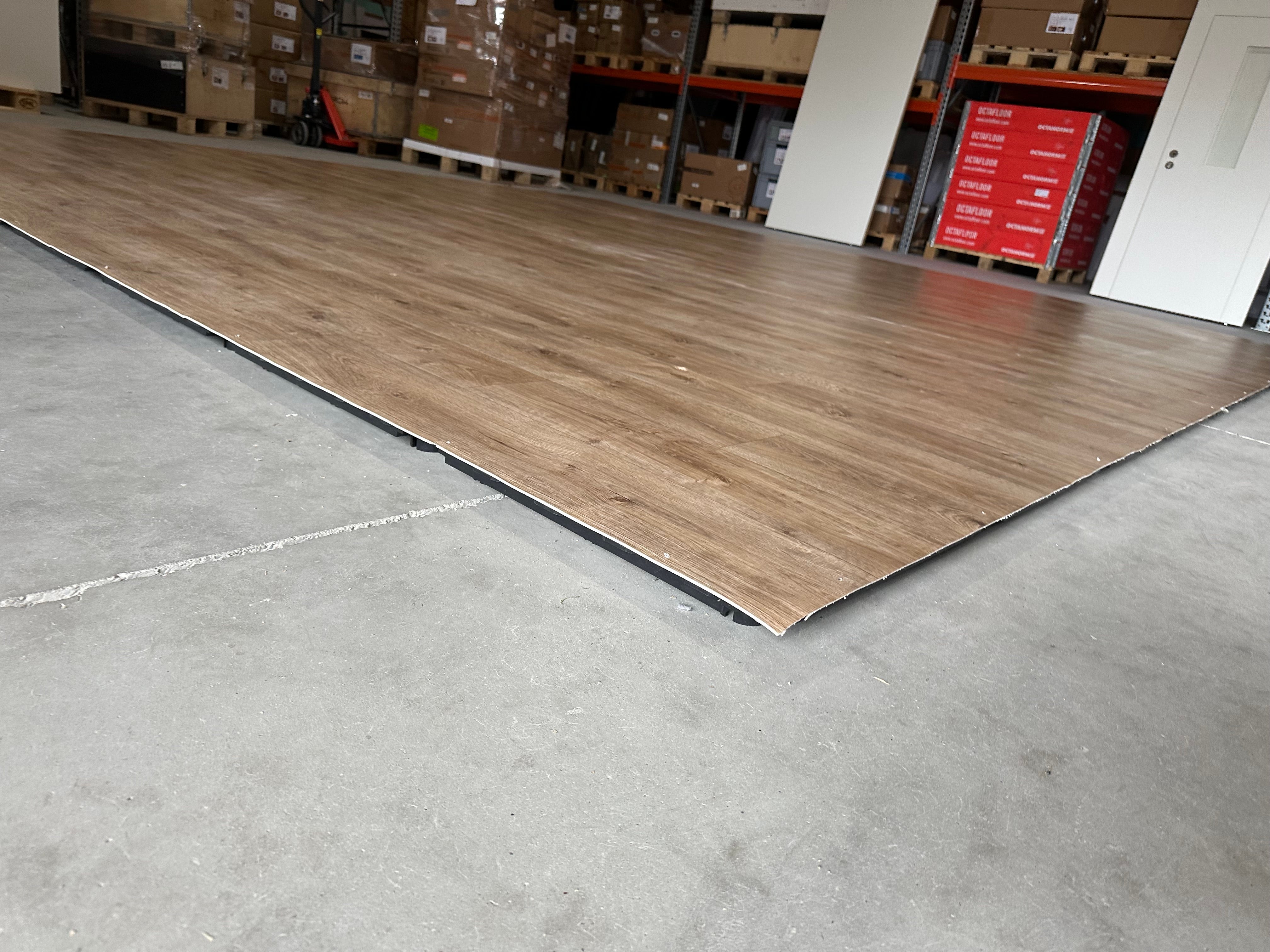 OCTAeco Floor | nachhaltiger Messeboden | Eventboden | Ausstellungsfläche | mobile Tanzfläche