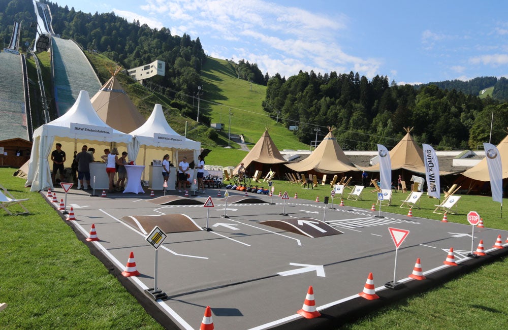 Hindernisparcours für Kinder | Auto Parcours | Kids Parcours | Autos für Kinder mieten | Bobbycar Parcours – 3