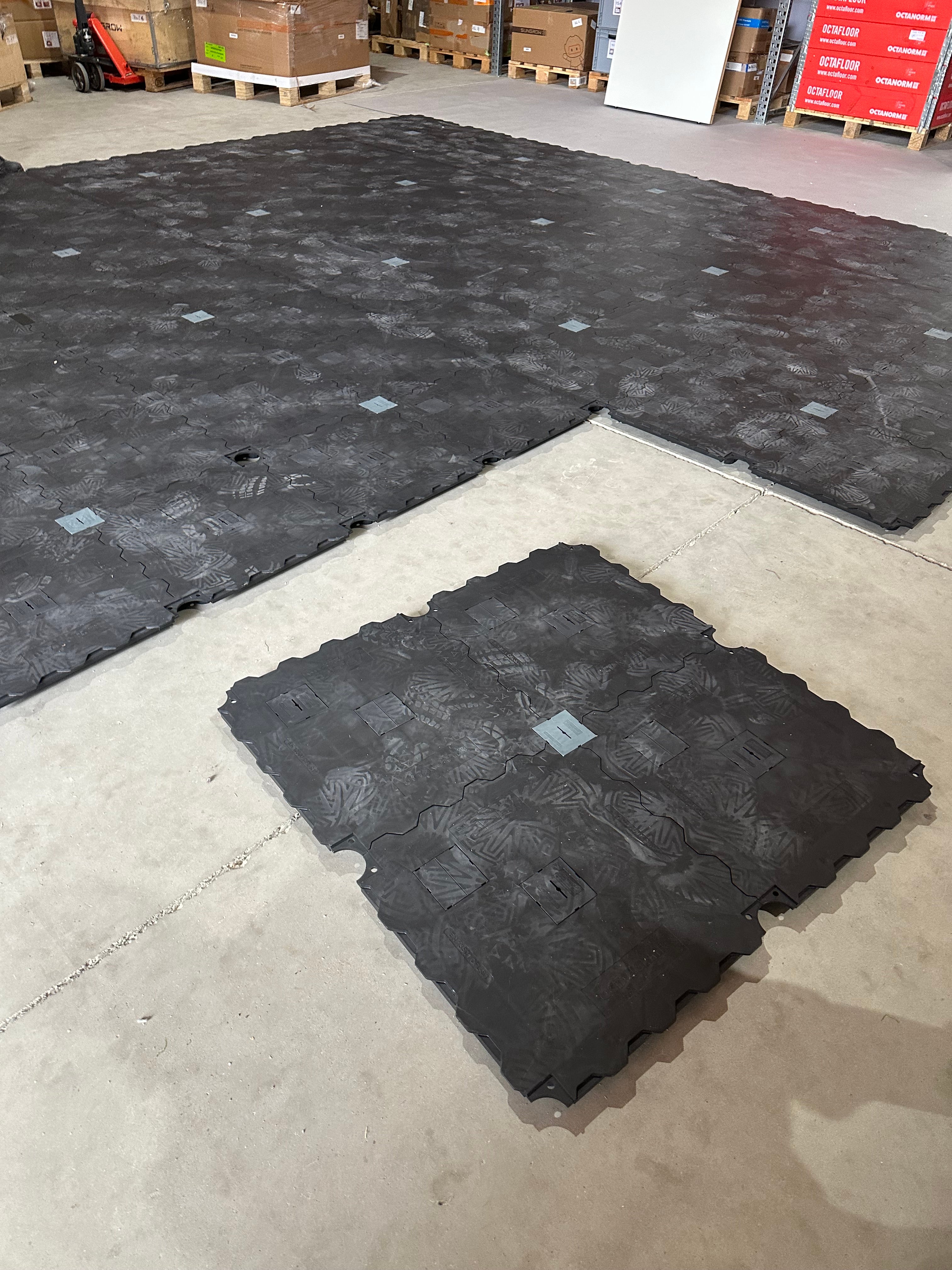 OCTAeco Floor | nachhaltiger Messeboden | Eventboden | Ausstellungsfläche | mobile Tanzfläche – 4