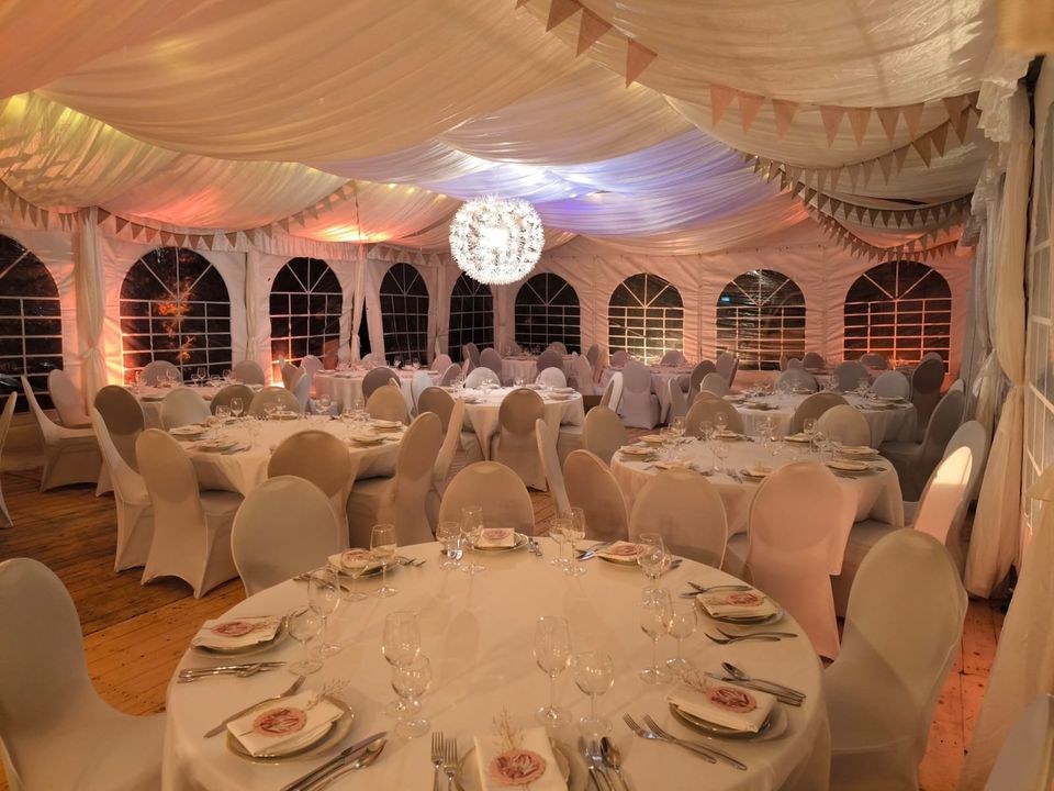 8x12m Festzelt Partyzelt +Ausstattung mieten bei Morgentau Events