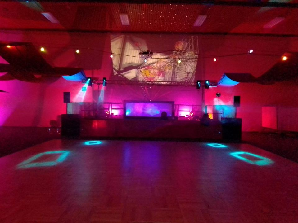 Lichtanlage Lichtshow Equipment Lichteffekte mieten in Großenwiehe – 3