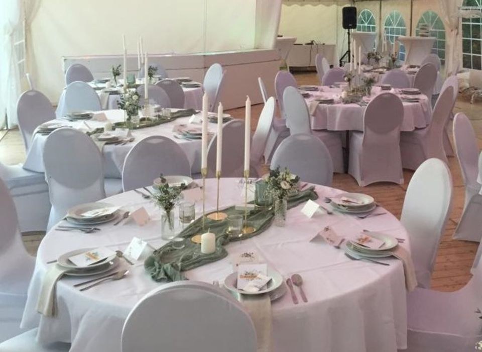 Sektgläser Weingläser Biergläser mieten bei Morgentau Events