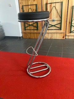 Barhocker zu vermieten – 4