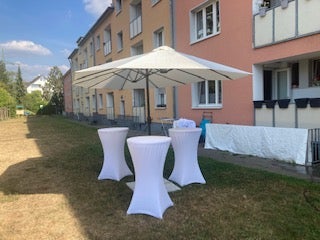 Sonnenschirme XXL zu vermieten