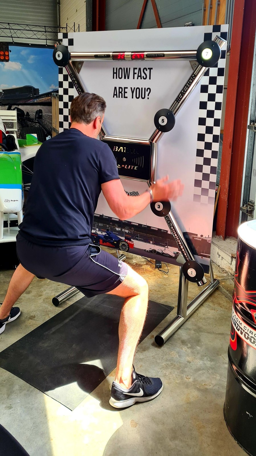 BATAK - Reaktionsvermögen Test mieten in Bad Bentheim – Eventspiel