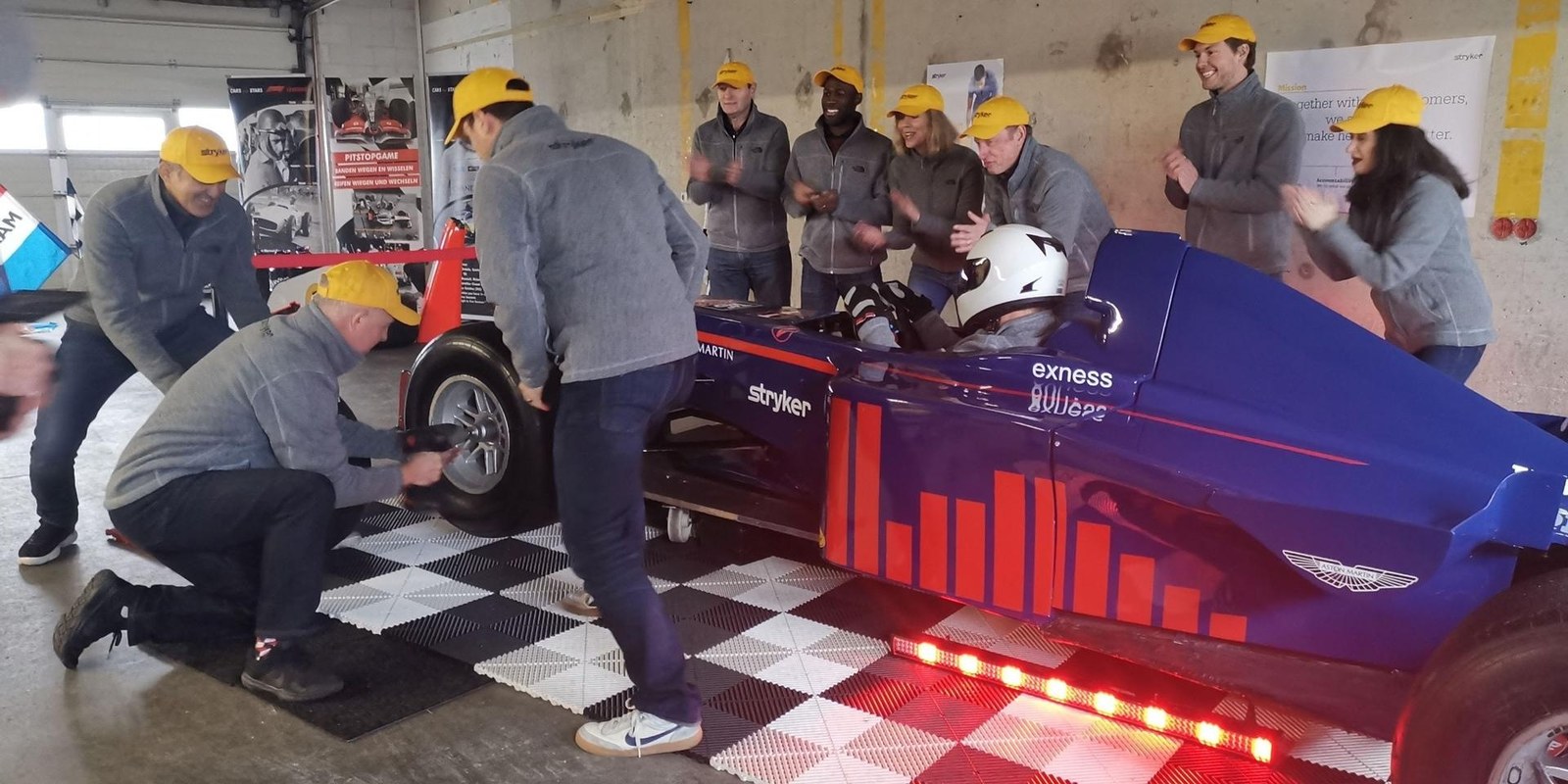 Formel 1 Reifenwechselspiele all-in inkl. Begleitung mieten in Bad Bentheim