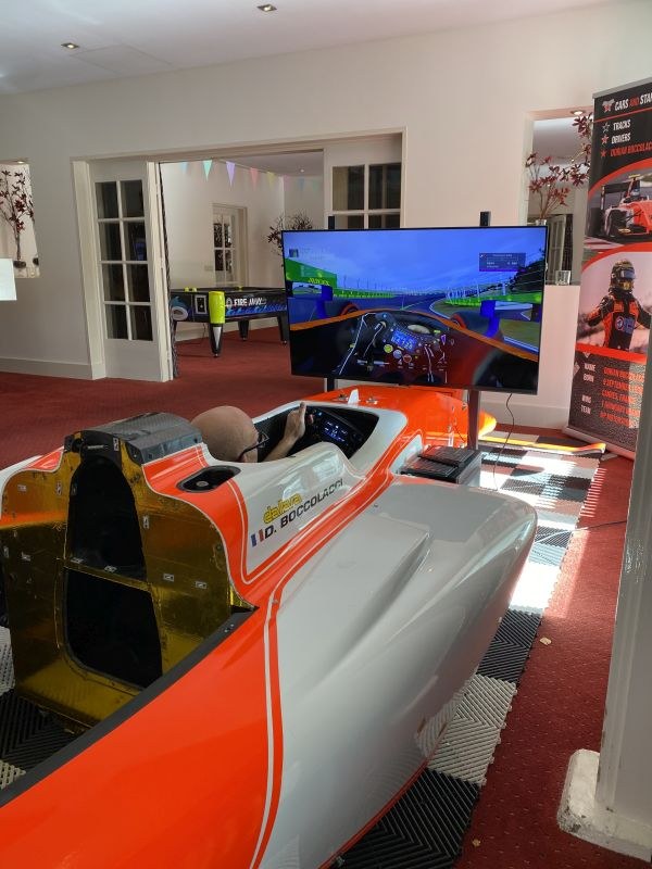 Rennsimulator Halfsize Monocoque mieten in Bad Bentheim – Eventspiel – 2
