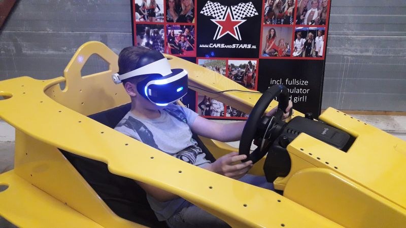 Rennsimulator Cockpit gelb mieten in Bad Bentheim