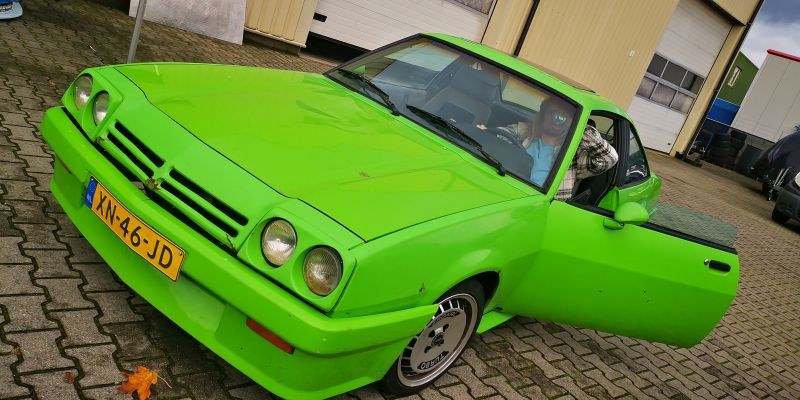 Opel Manta mieten in Bad Bentheim – für besondere Anlässe