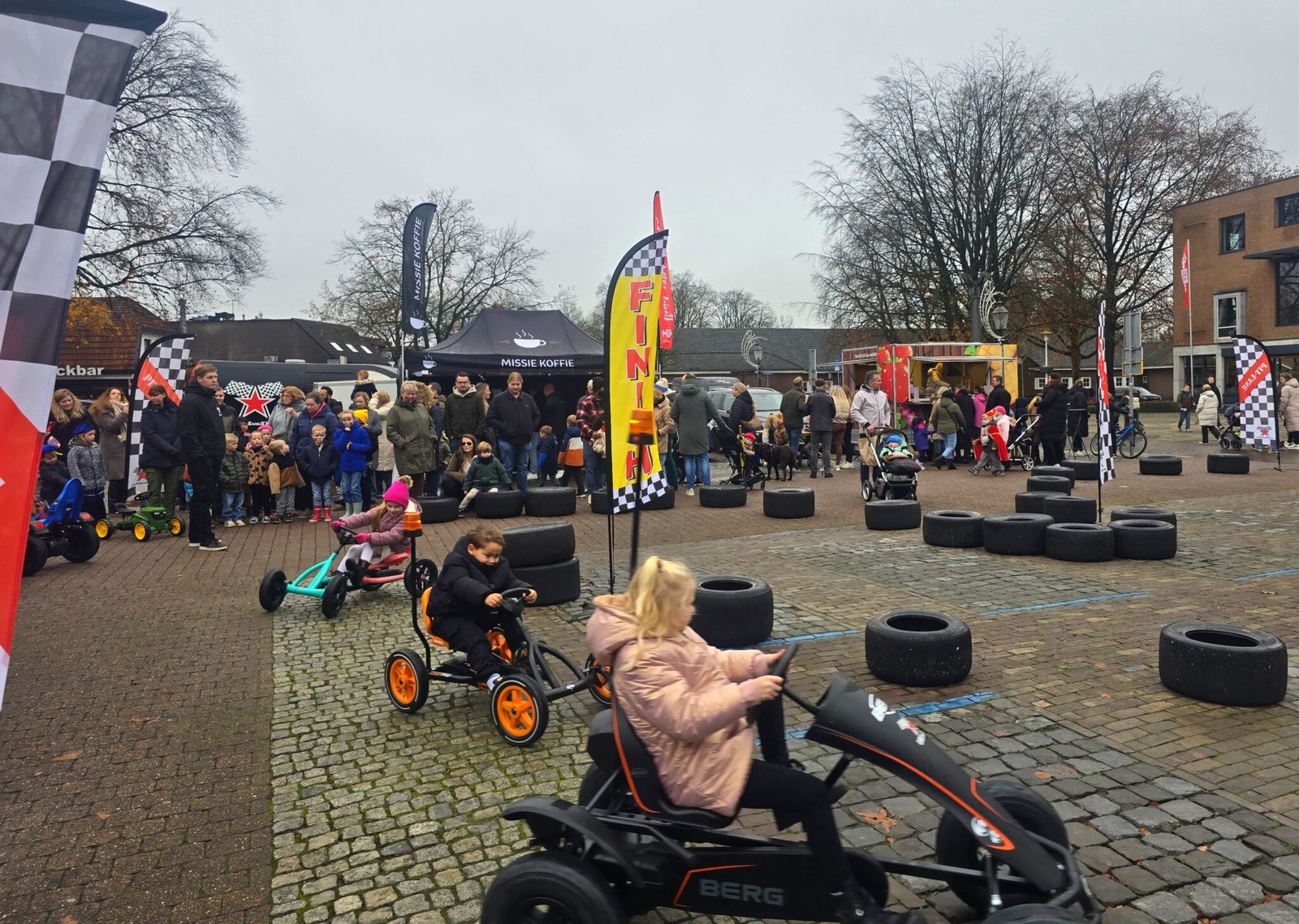 Gokart-Bahn für Kinder mieten in Bad Bentheim – Mietartikel