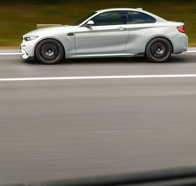 BMW M2 Competition mieten in Bielefeld – Fahrspaß auf Zeit – 2