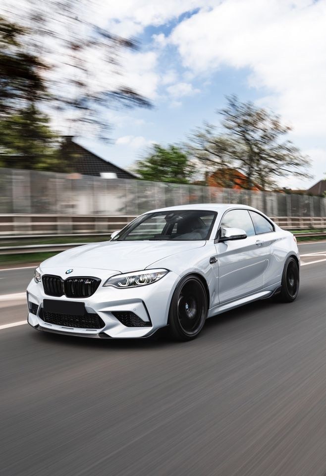BMW M2 Competition mieten in Bielefeld – Fahrspaß auf Zeit
