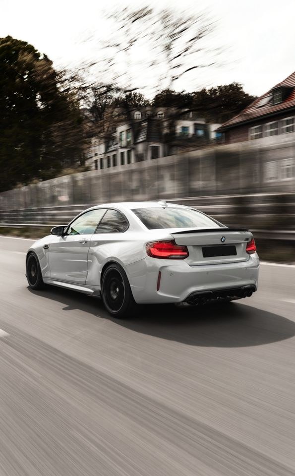 BMW M2 Competition mieten in Bielefeld – Fahrspaß auf Zeit – 3