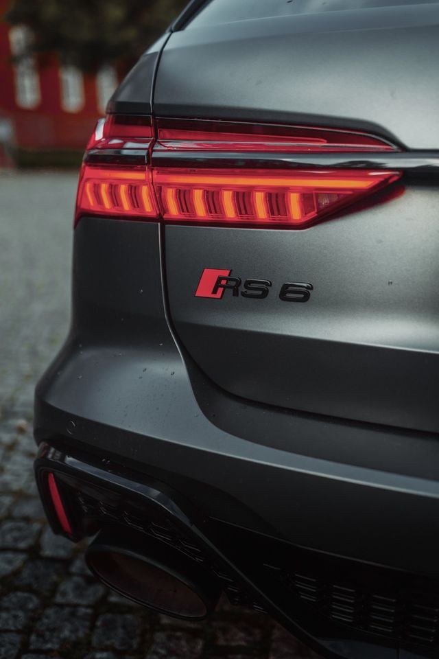 Audi RS6 C8 mieten in Bielefeld – Fahrspaß auf Zeit – 2