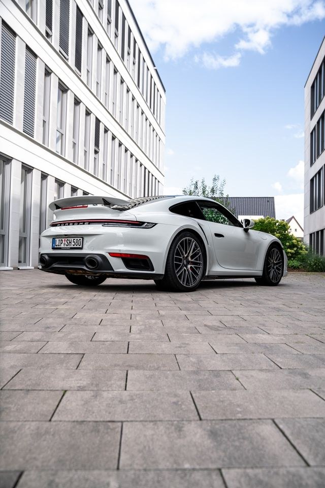 Porsche 911 Turbo mieten in Bielefeld – Fahrspaß auf Zeit – 3