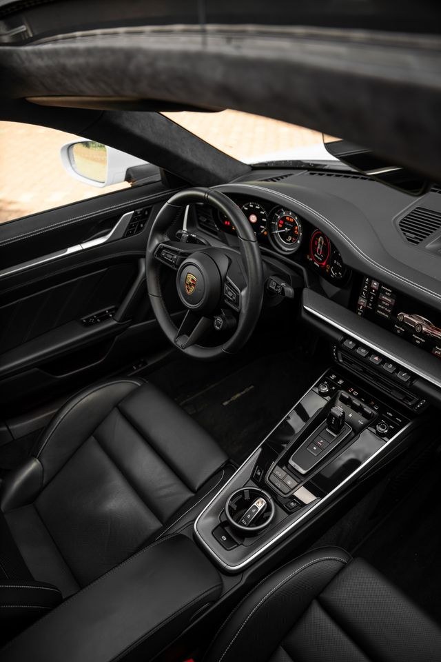 Porsche 911 Turbo mieten in Bielefeld – Fahrspaß auf Zeit – 4