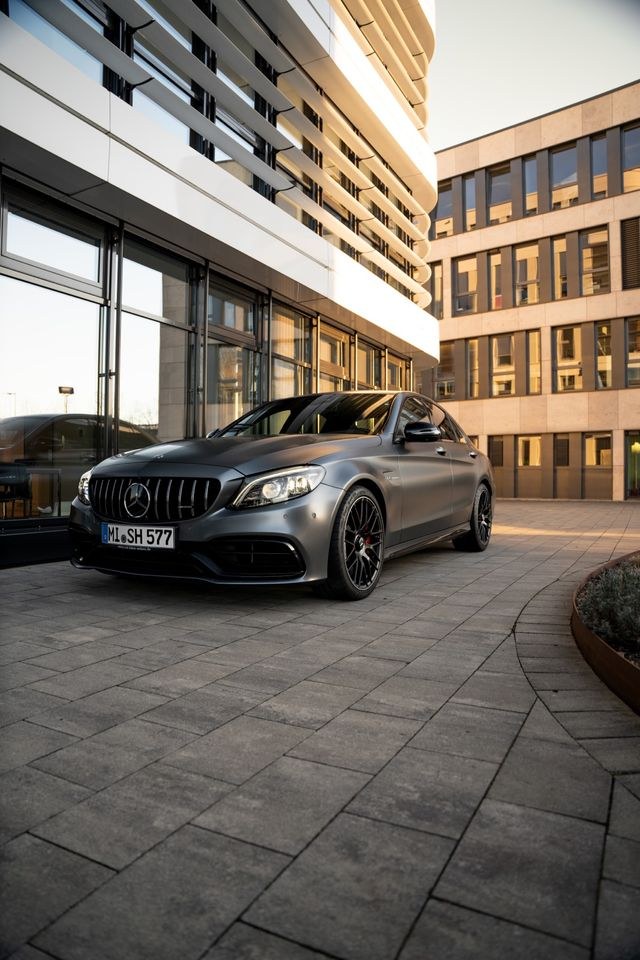 Mercedes C63 S AMG mieten in Bielefeld – Fahrspaß auf Zeit – 3