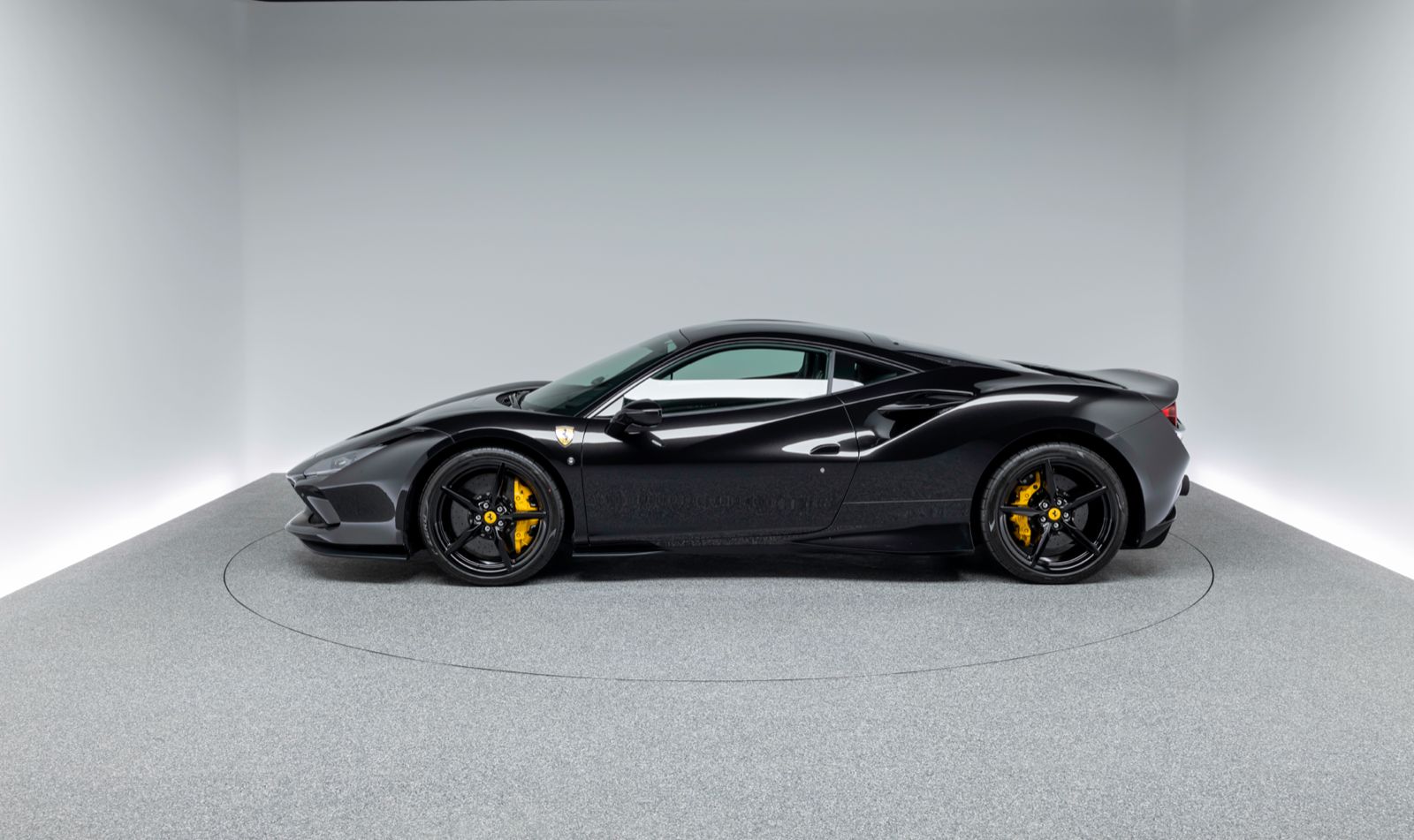 Ferrari F8 Spider | unterschiedliche Farben verfügbar | Ferrari 488 Nachfolger | Alternative zu Ferrari Roma Ferrari Portofino M Ferrari 812 Ferrari SF90 Ferrari 296 | Ferrari Hochzeitsauto | Ferrari – 2