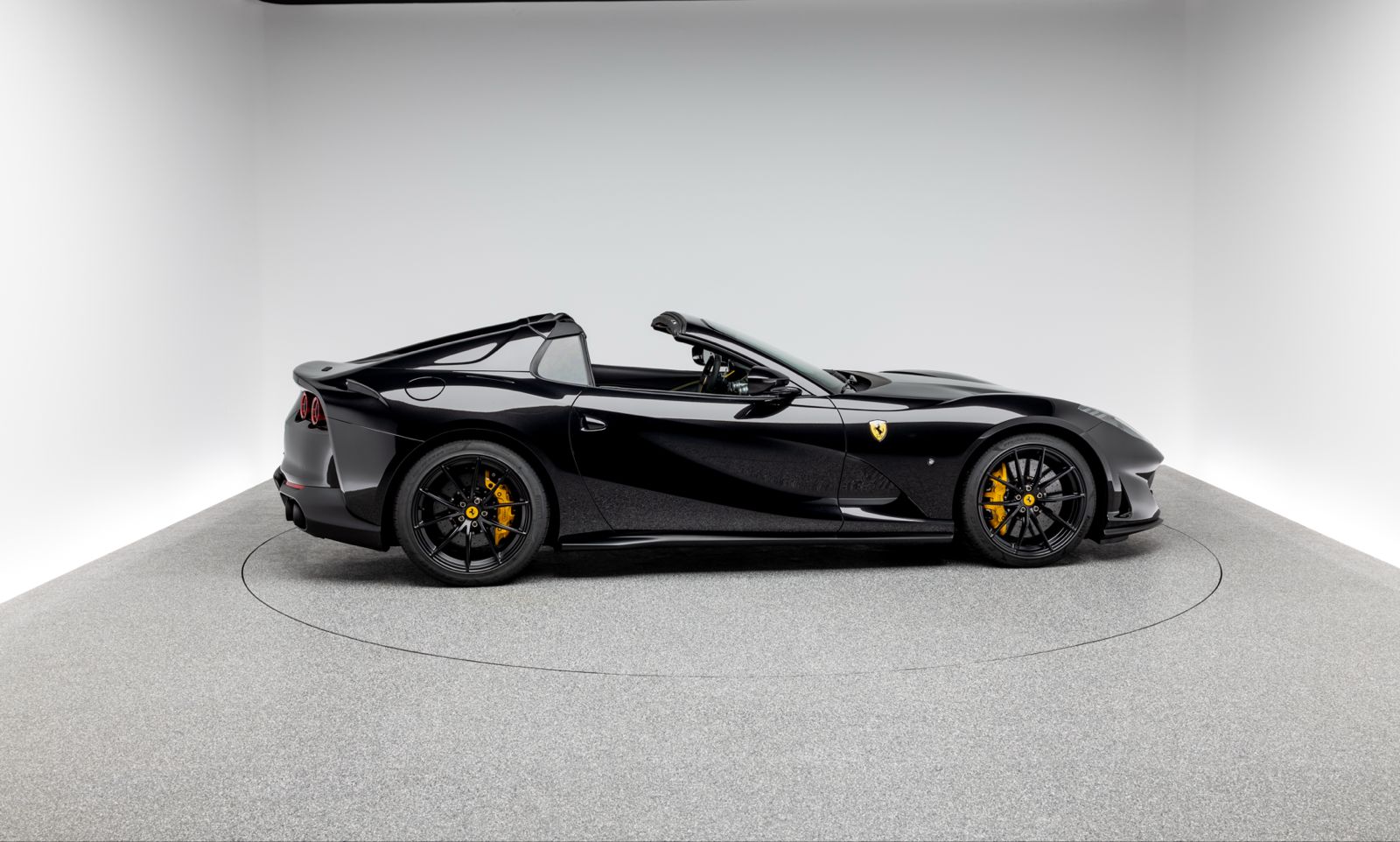 Ferrari 812 GTS | unterschiedliche Farben verfügbar | Alternative Ferrari SF90 Ferrari 296 Ferrari F8 Ferrari 488 | Ferrari Cabrio Roadster | Ferrari Hochzeitsauto | Ferrari Langzeitmiete | Ferrari A – 2