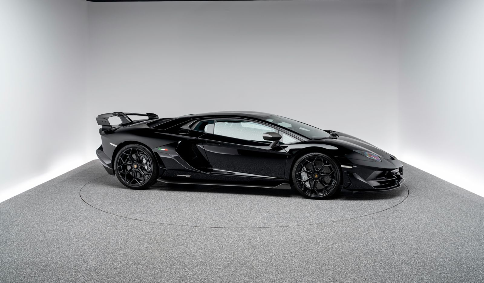 Lamborghini Aventador SVJ | unterschiedliche Farben verfügbar | Alternative zu Lamborghini S Lamborghini Huracan EVO Lamborghini Urus | Lamborghini Hochzeitsauto | Lamborghini Langzeitmiete | Lamborgh