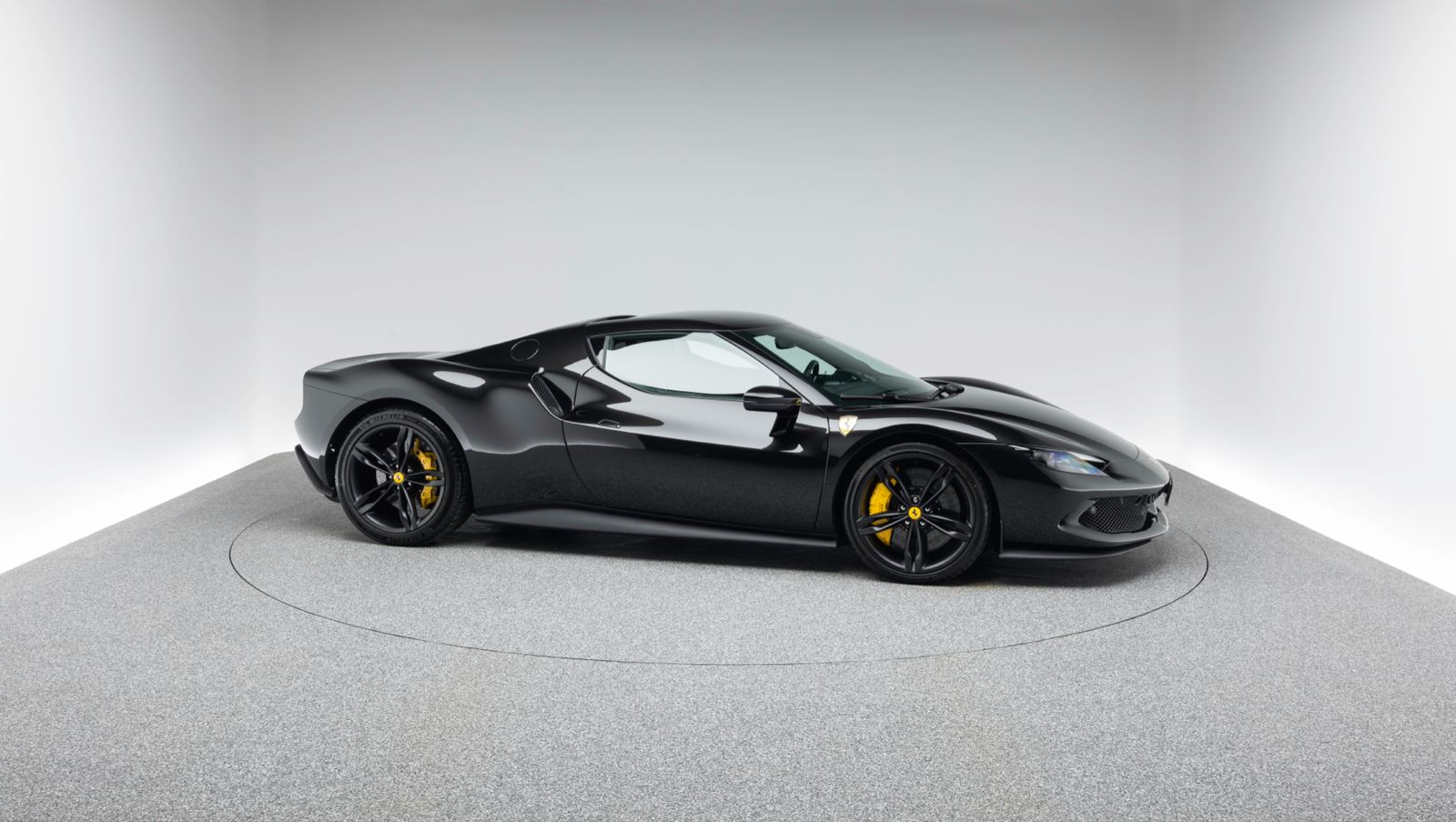 Ferrari 296 GTB | unterschiedliche Farben verfügbar | Alternative Ferrari SF90 Ferrari 812 Ferrari F8 Ferrari 488 | Ferrari Hochzeitsauto | Ferrari Langzeitmiete | Ferrari Abo – 3