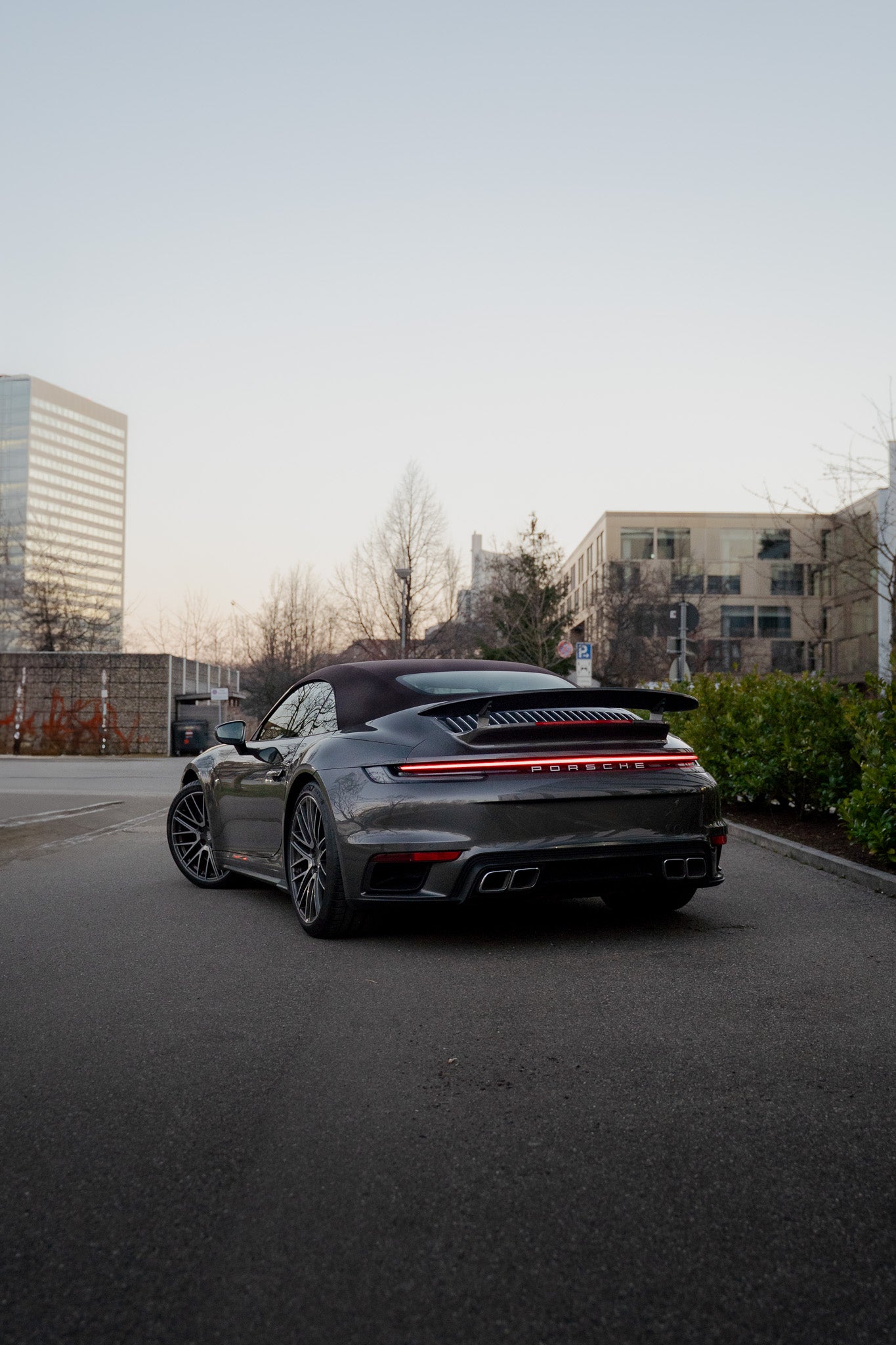 Porsche 911 Turbo Cabriolet mieten bei Black & Ride