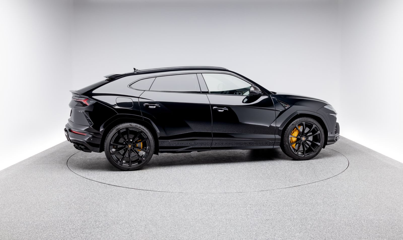 Lamborghini Urus | unterschiedliche Farben verfügbar | Lamborghini SUV | Alternative zu Mercedes G-Klasse G63 AMG Lamborghini Huracan EVO | Lamborghini Hochzeitsauto | Lamborghini Langzeitmiete | Lamb – 3