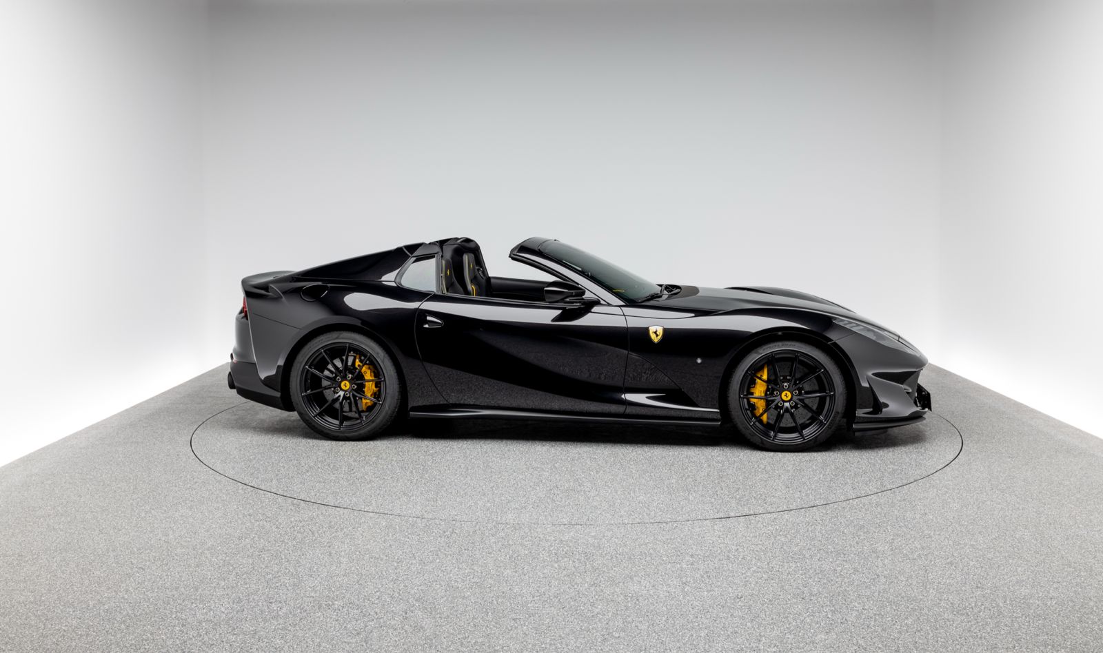 Ferrari 812 Superfast | unterschiedliche Farben | Alternative Ferrari SF90 Ferrari 296 Ferrari F8 Ferrari 488 | Ferrari Hochzeitsauto | Ferrari Langzeitmiete | Ferrari Abo – 3