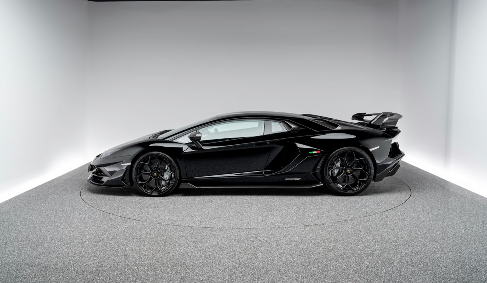 Lamborghini Aventador SVJ | unterschiedliche Farben verfügbar | Alternative zu Lamborghini S Lamborghini Huracan EVO Lamborghini Urus | Lamborghini Hochzeitsauto | Lamborghini Langzeitmiete | Lamborgh – 3