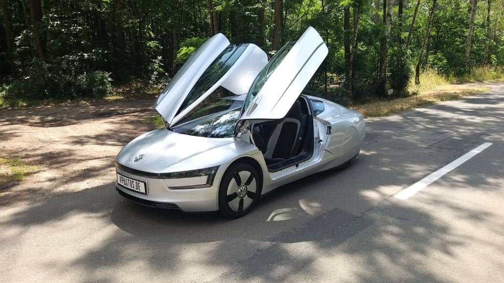 VW XL1 mieten bei VIPAutos