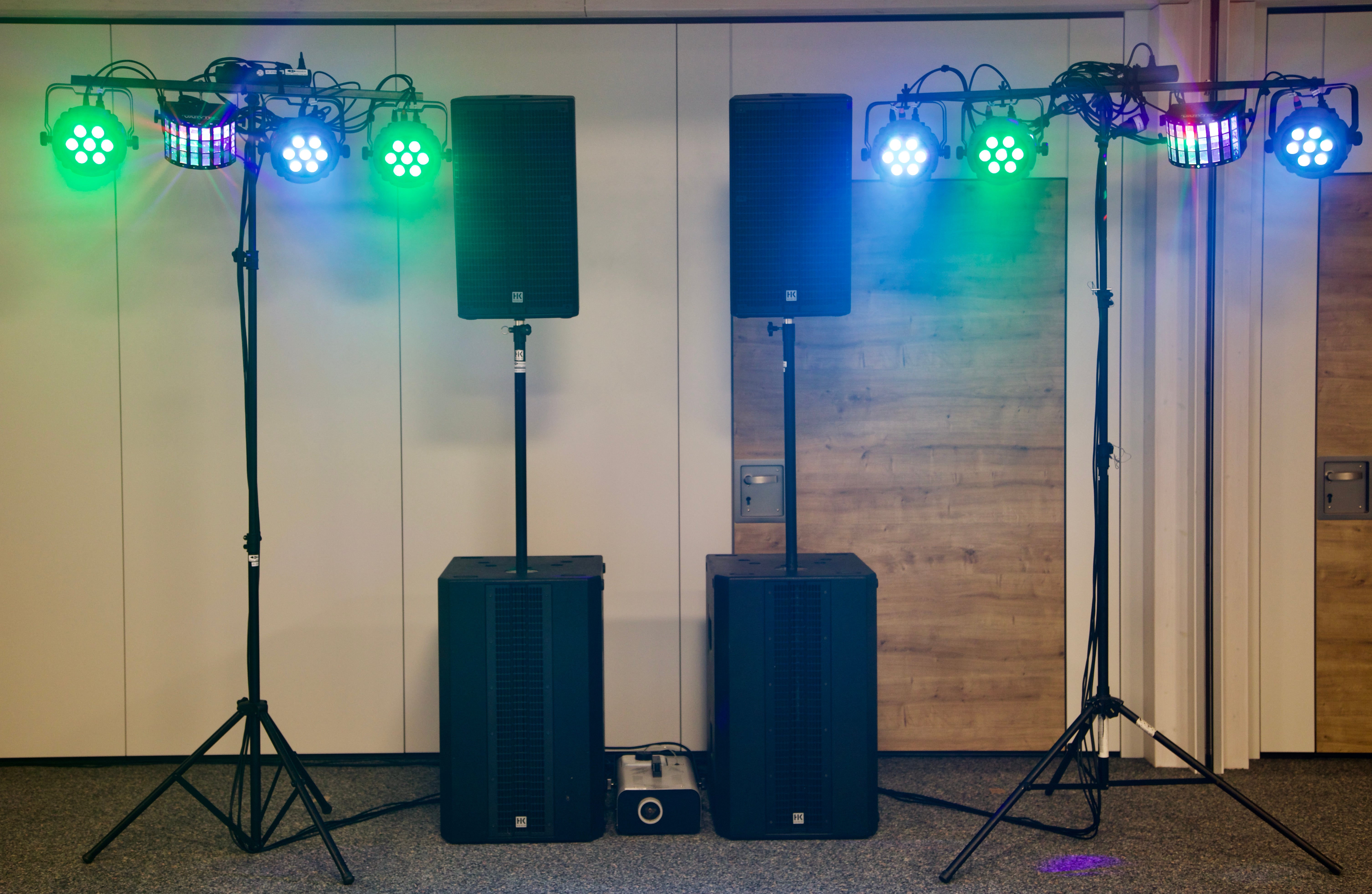 Partypaket L / Musikanlage/ Lichttechnik / PA Anlage / HK Audio Linear 5