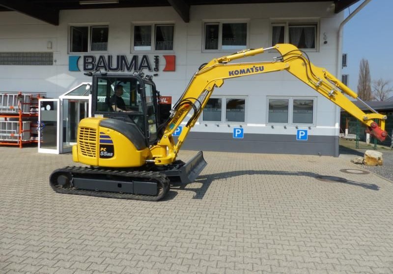 Minibagger 5,0to mieten bei Bauma – für Garten, Einfahrt & Fundament – 2