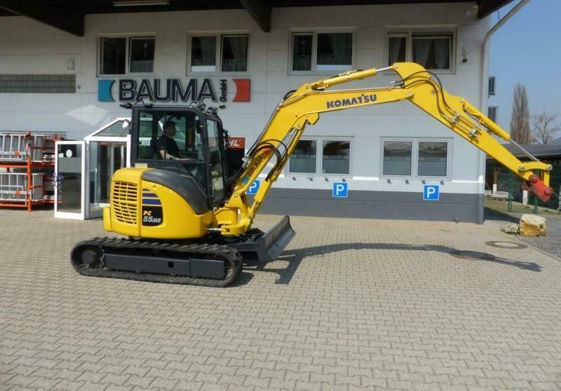 Kettenbagger 5,5 to the Bagger mieten bei Bauma