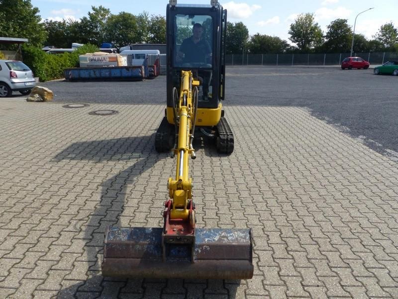 Minibagger 2to mieten bei Bauma – für Garten, Einfahrt & Fundament – 2