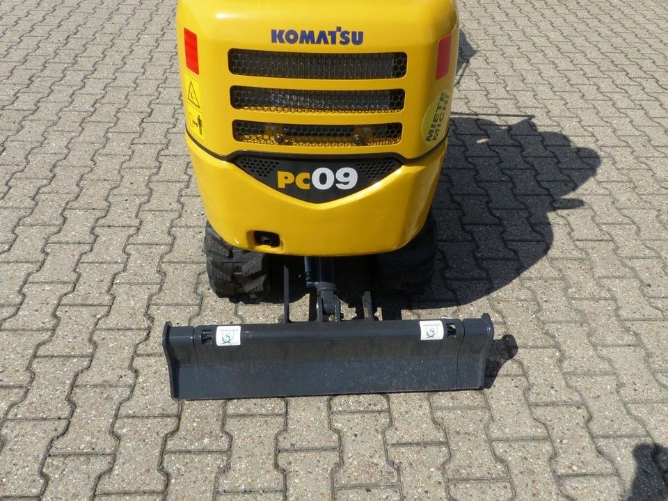 GK Kettenbagger Schaufellader Bagger 1 to mieten bei Bauma – 4