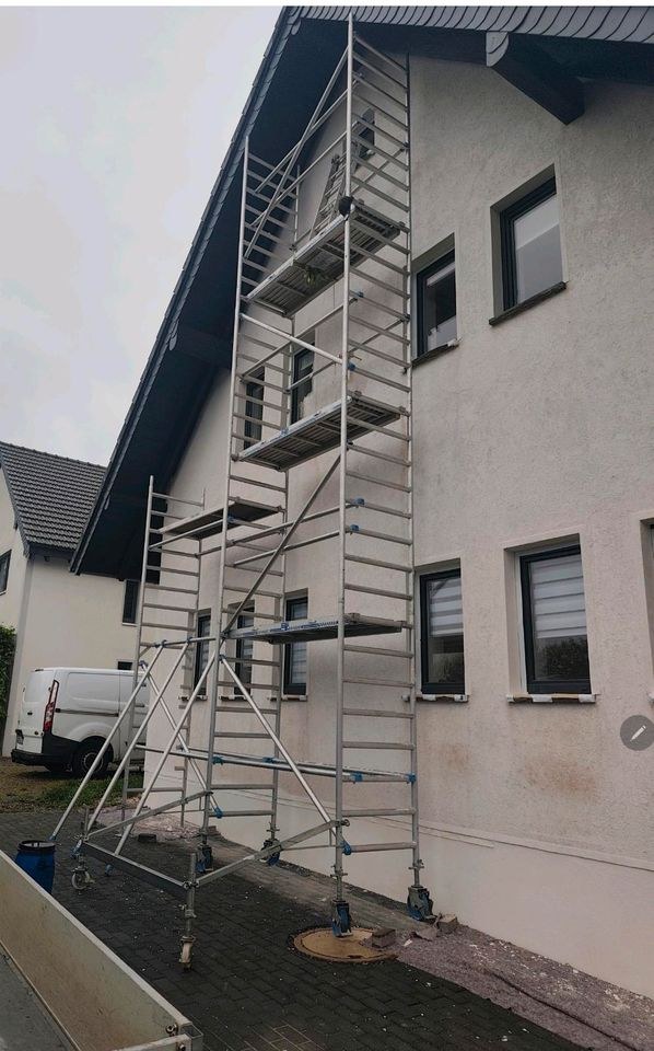 Rollgerüst mieten in Bad Münstereifel – sicher in der Höhe