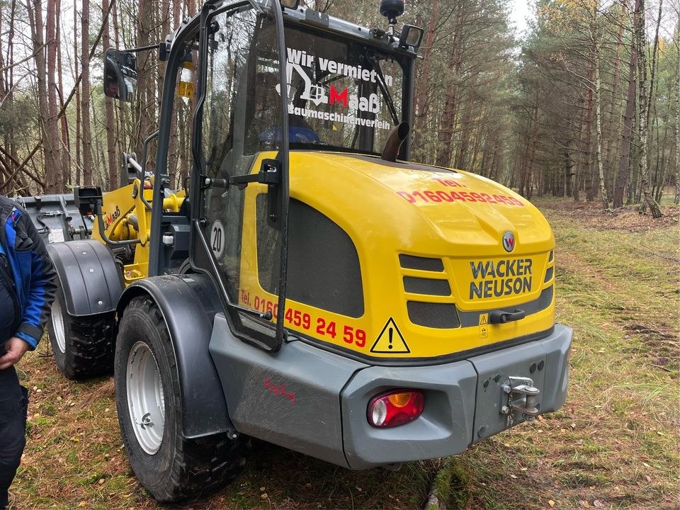 Radlader Wacker Neuson WL 44 mieten bei Baumaschinenverleih Maaß – 4