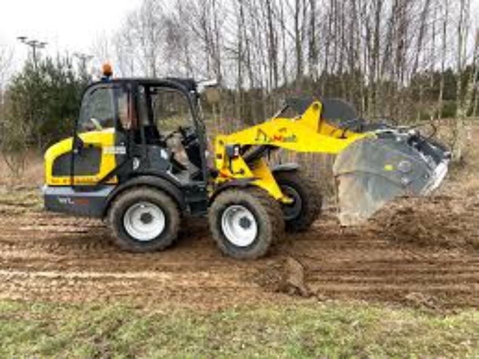 Radlader Wacker Neuson WL 44 mieten bei Baumaschinenverleih Maaß
