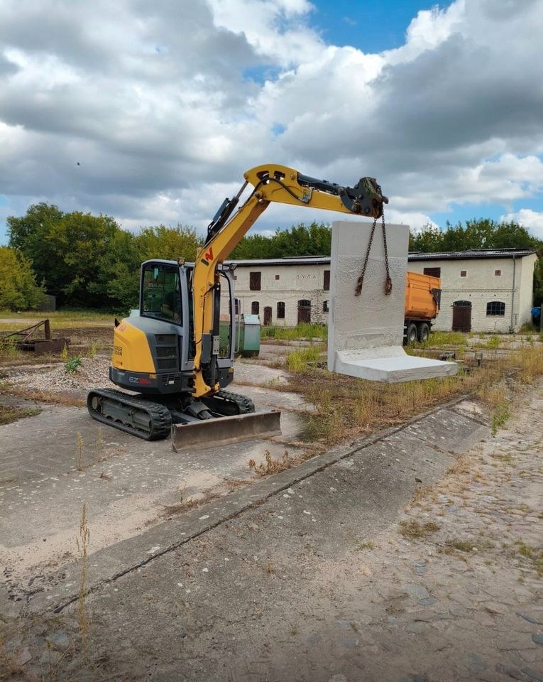 Wacker Neuson Minibagger EZ36 mieten bei Baumaschinenverleih Maaß