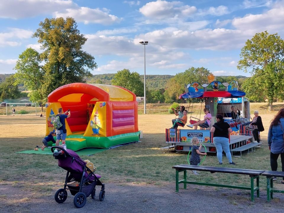 Kinderkettenkarussell mieten in Südharz – 8 Sitzplätze, mit Personal – 5