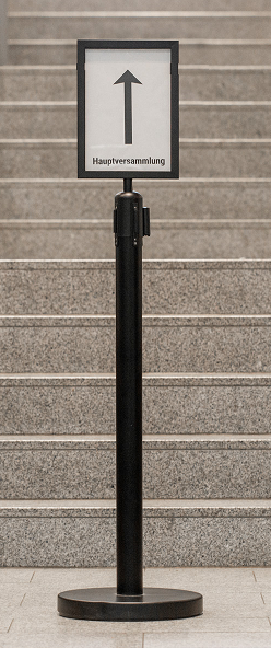 Tensatoren / Tensators / Absperrpfosten / Personenleitsystem – 4