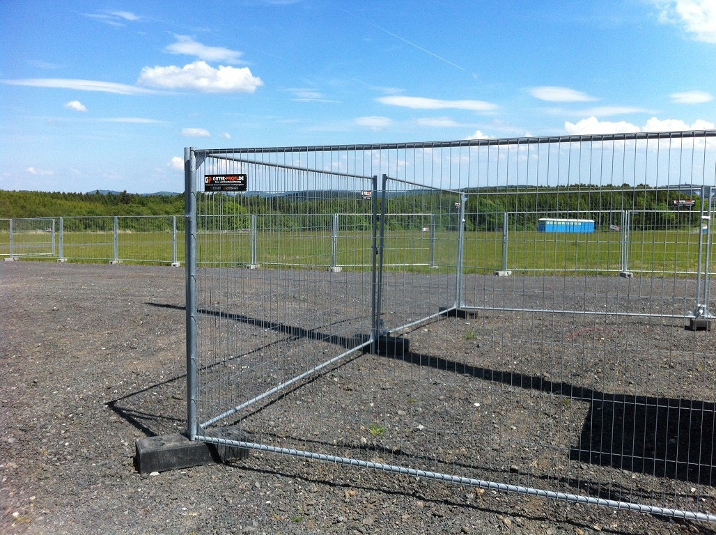 Engmaschiger Mobilzaun Bauzaun (Anticlimb) für Baustelle und Bauvorhaben günstig Mieten – 2