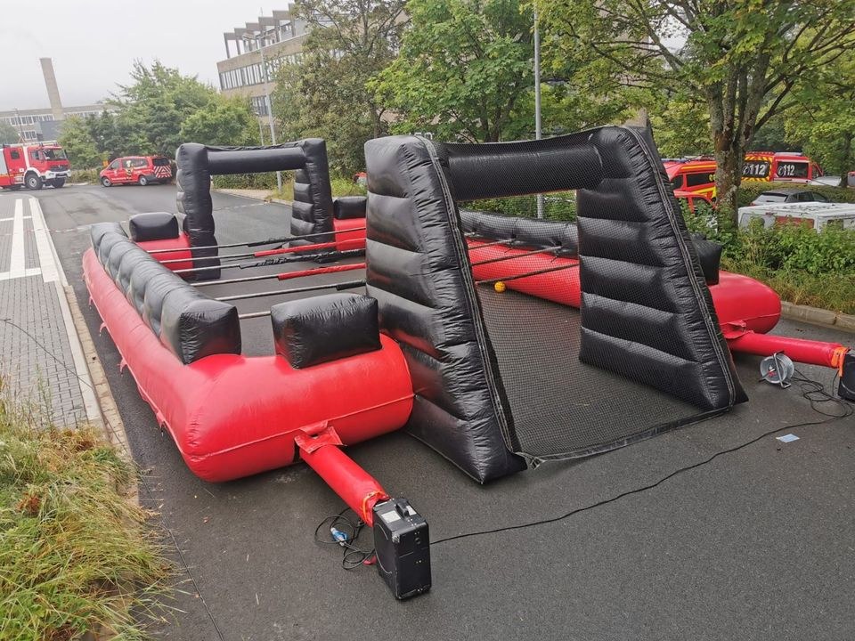 XXl Kicker Menschenkicker Human Soccer Hüpfburg mieten in Tottleben