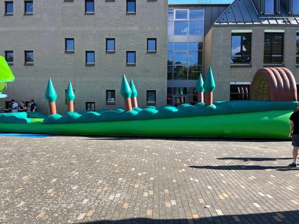 Hüpfburg Rollenrutsche Kistenrutsche Slusheis mieten in Tottleben – 4