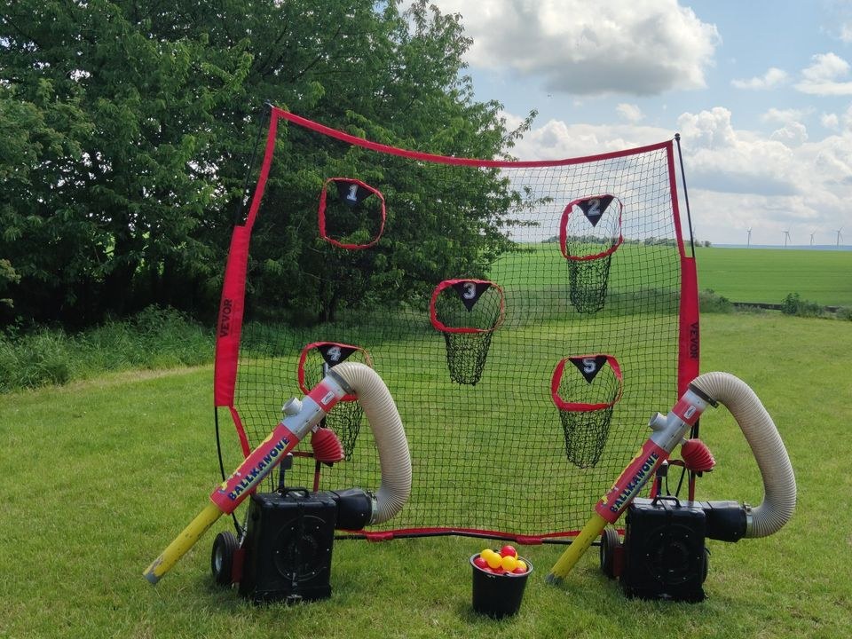 Ballschusskanone Ballschussspiel Bälle schießen mieten in Tottleben