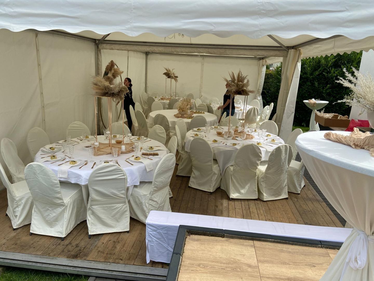 Festzelt / Partyzelte / Pagoden / Pavillon mieten in Essen