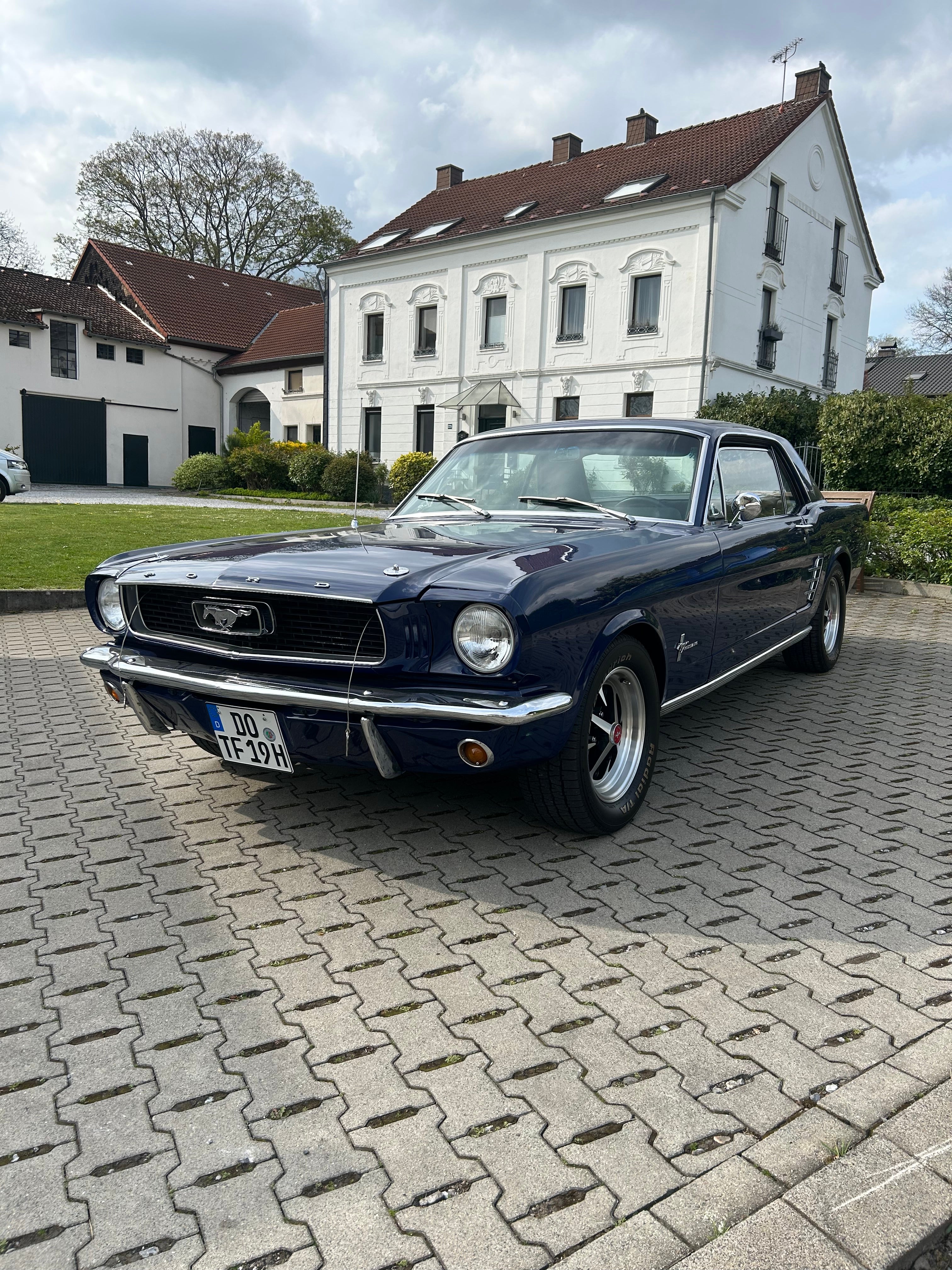 1966 Ford Mustang Oldtimer Hochzeitsauto für Fotos & Events – 4